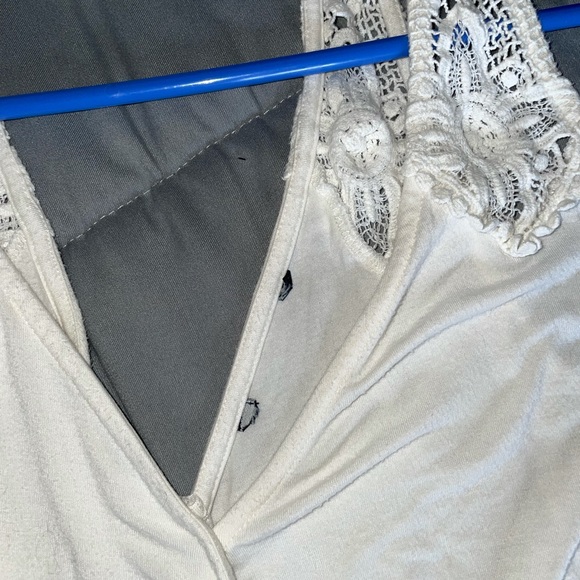 White wrap tank top - Picture 3 of 3